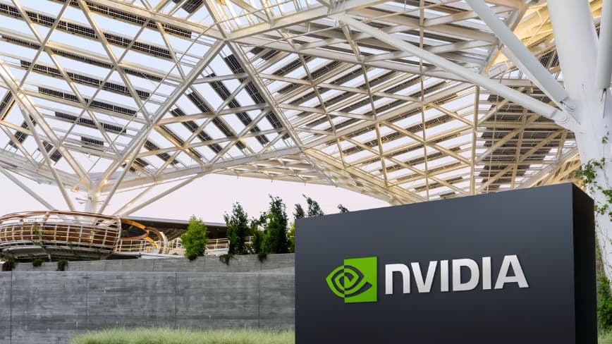 Nvidia Q1 Revenue $81.6B, Data Center $75.2B, Guides $91B Q2